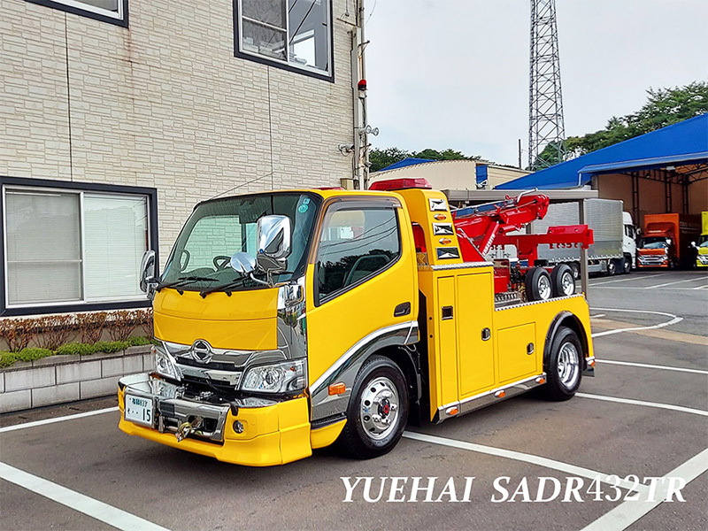 フロントウィンチ装備モデル