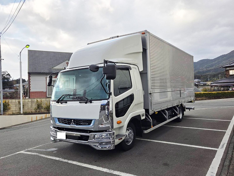 照会番号：M-002（Y-2902）三菱　アルミウイング車　2KG-FK65F　R03.06