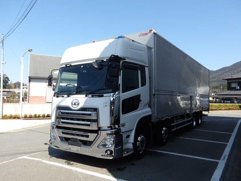 照会番号：LS-001（Y-2918）UDトラックス　アルミウイング車　2PG-CG5CA　R03.09 
