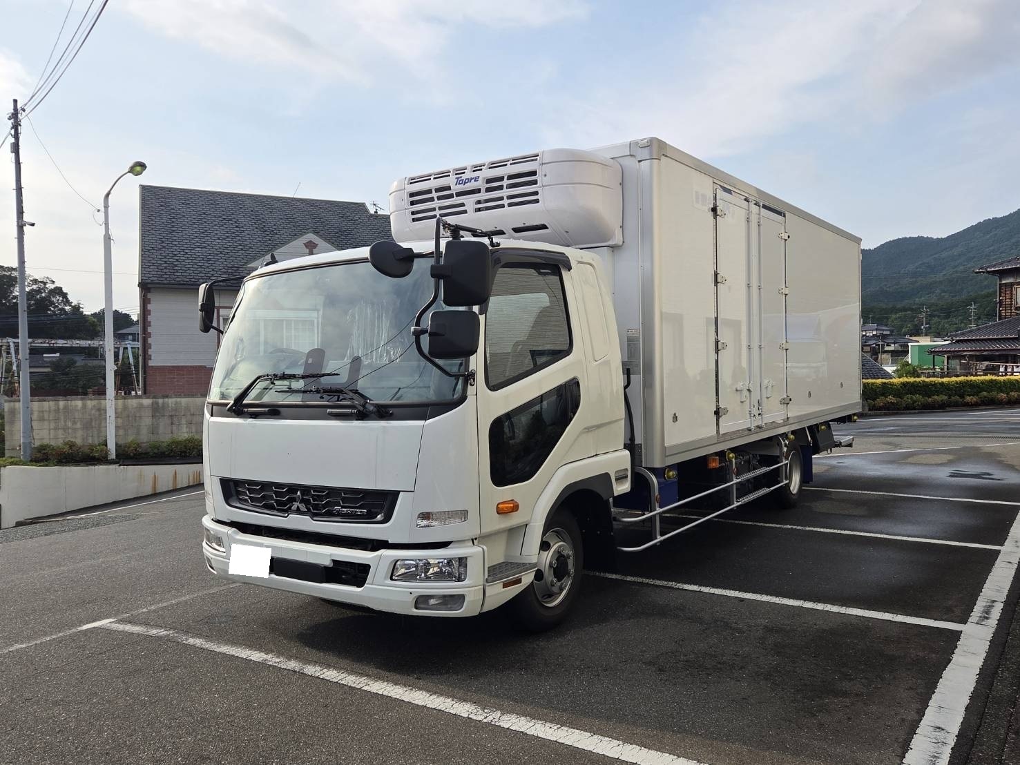 照会番号：M-003（Y-2719）三菱　アルミウイング車　2KG-FK64F　R01.06