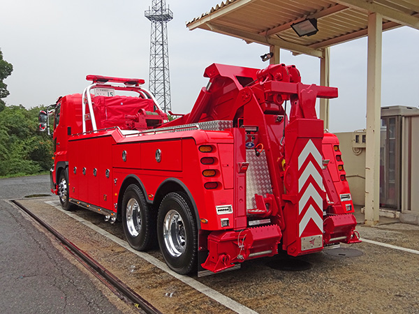レッカー製作 運輸総合整備 トラック専門整備会社